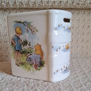 Royal Doulton Winnie The Pooh Disney Classic Pooh Money Book Piggy Bank.